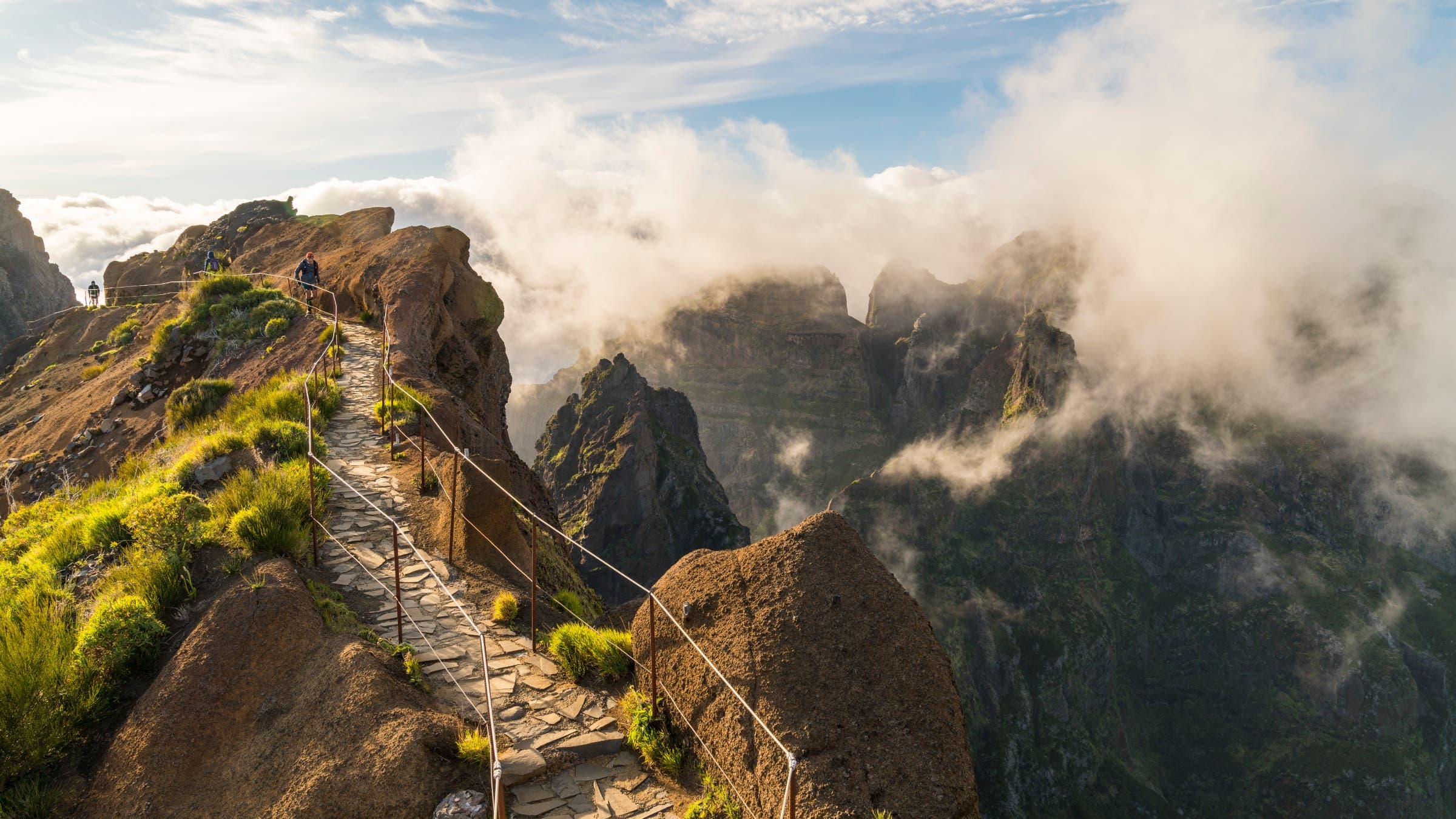 10 Eco-Friendly Travel Destinations for Responsible Tourists