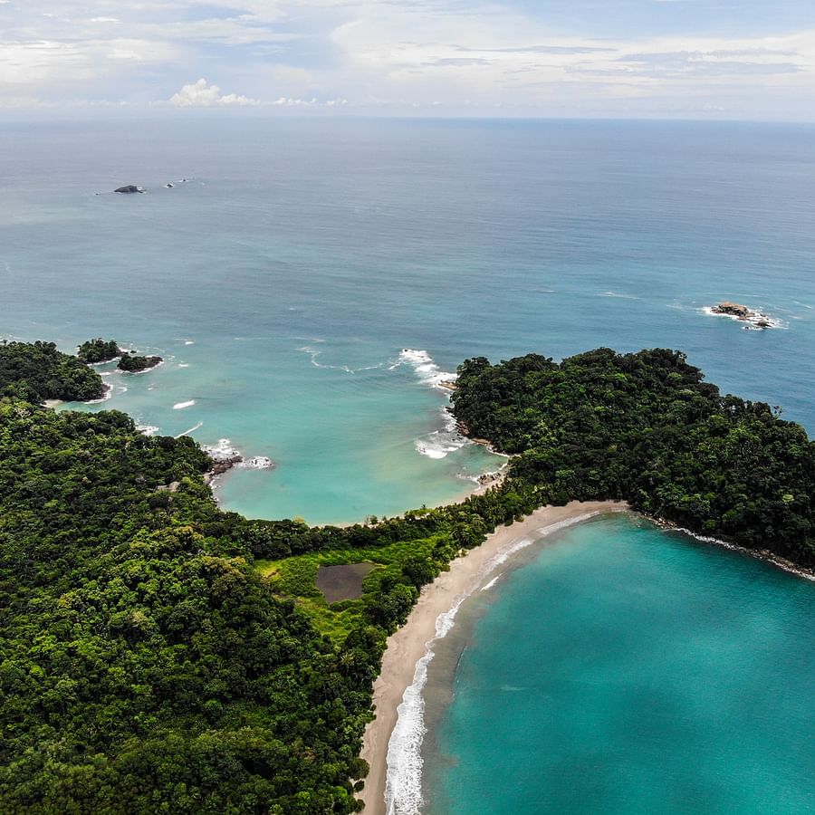 Stunning natural beauty of Costa Rica with lush rainforest and diverse wildlife