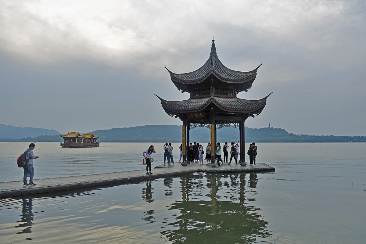 West Lake Hangzhou bike path